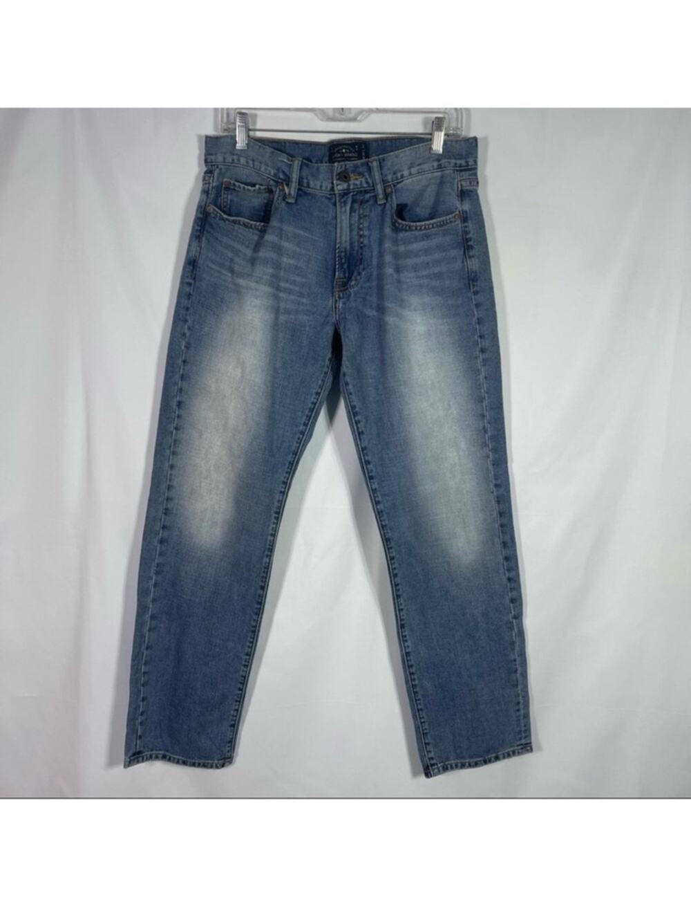 Lucky Brand, 221 Original Straight Jeans, Size 32x32. In excellent condition!